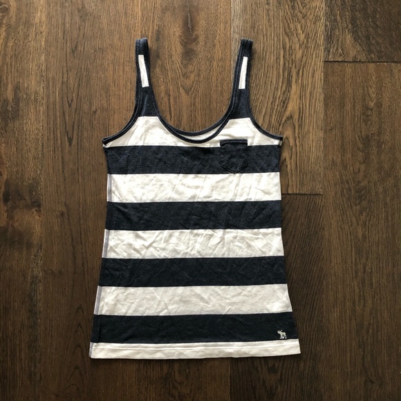 4/$20☀️Abercrombie Striped Tank - Picture 1 of 6